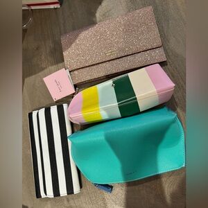 4 women’s bags and wallet bundle